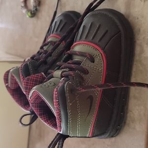 Toddler Nike Boots size 4.5C